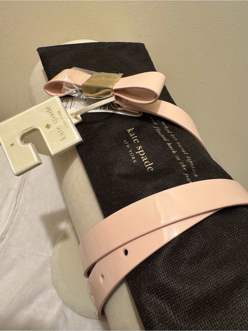 NWT Kate Spade Pink Patent Leather Bow Belt Size S Gold Logo Plaque + Dust Bag